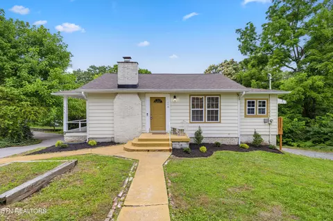 110 Tansy Ln, Knoxville, TN 37918
