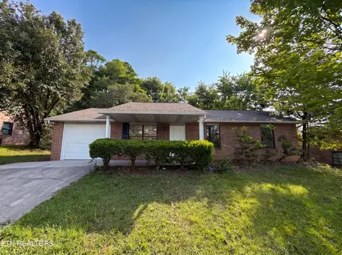 6018 Bridge Garden Rd, Knoxville, TN 37912