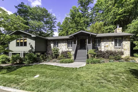 4317 Hiawatha Dr, Knoxville, TN 37919