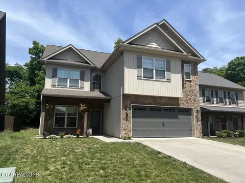 1212 Dark Creek Ln, Knoxville, TN 37932