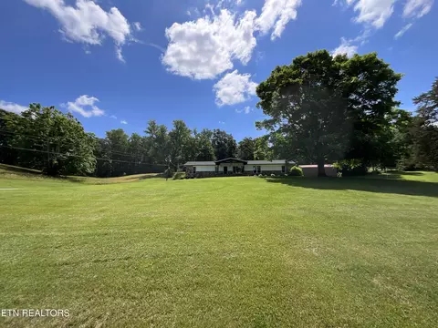 1295 Ailor Gap Rd, Luttrell, TN 37779