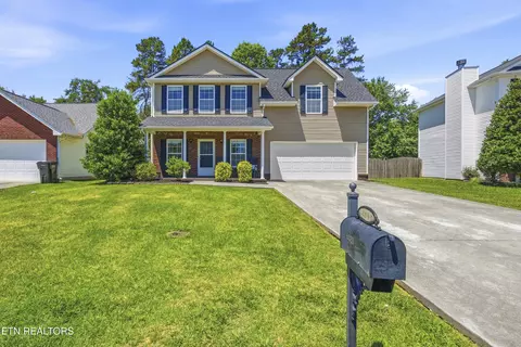 5321 Castle Pines Ln, Knoxville, TN 37920