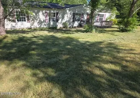 1006 Pleasant Valley Rd, Chapmansboro, TN 37035