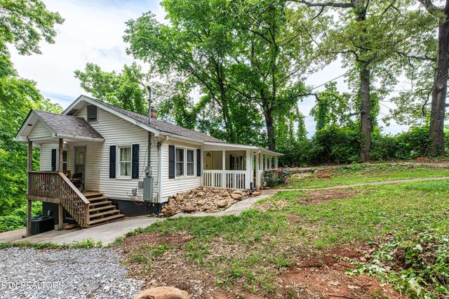 520 Burns Rd, Knoxville, TN 37914