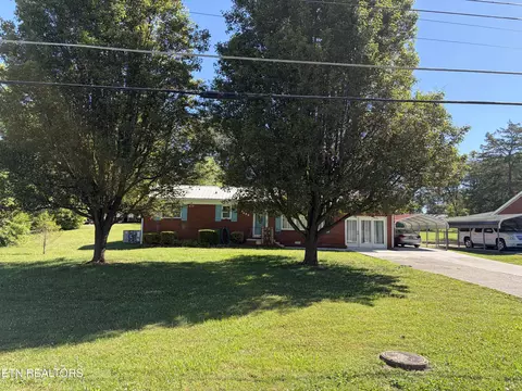 4422 Doris Cir, Knoxville, TN 37918