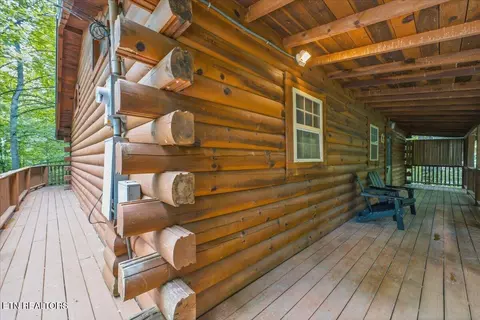 3961 Ole Smoky Way, Sevierville, TN 37862