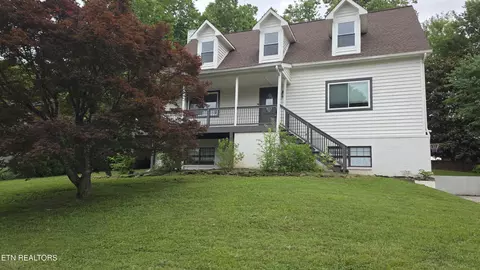 10932 Twin Harbour Dr, Knoxville, TN 37934