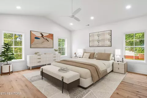 Bedroom - 111 Alpine Dr, Clinton, TN 37716 photo 1 of 4