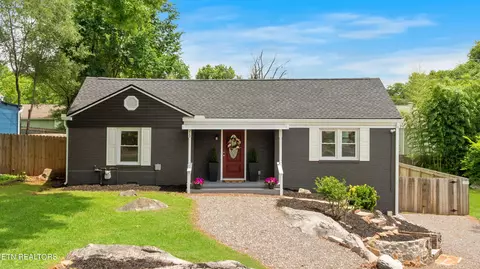 210 Juniper Ave, Alcoa, TN 37701