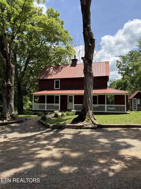 422 County Road 728, Riceville, TN 37370