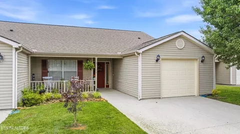 1109 Woodsprings Dr, Knoxville, TN 37923