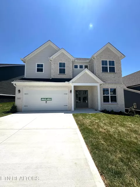 11522 Olympic Valley Dr, Knoxville, TN 37932