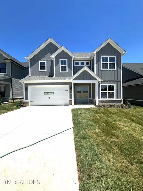 2512 Maroon Bells Rd, Knoxville, TN 37932