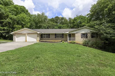 10909 Woody Dr, Knoxville, TN 37934