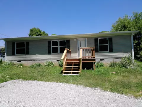 207 Fair St # B, Sweetwater, TN 37874