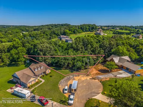 Sullivan Pointe, Dandridge, TN 37725