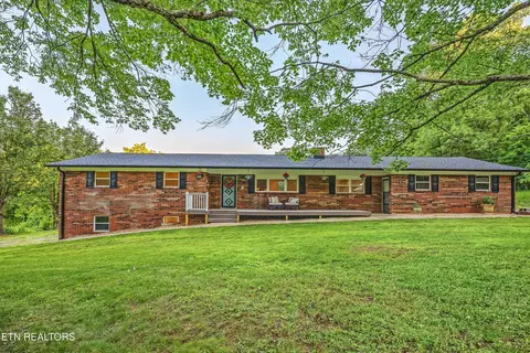5160 Indian Warpath Rd, Maryville, TN 37803