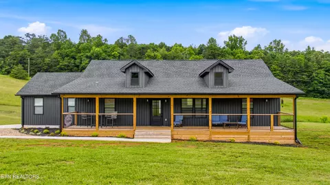 1607 Tranquility Ridge Dr, Newport, TN 37821
