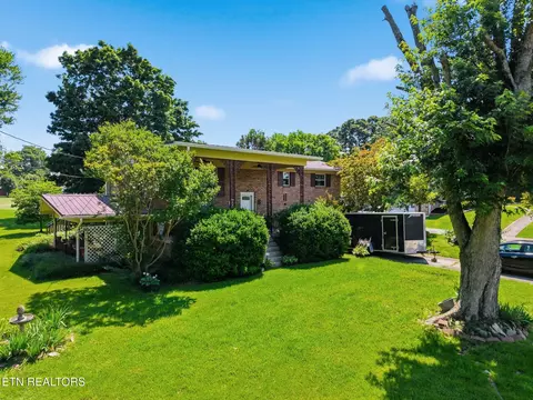 Exterior - 638 Marie St, Talbott, TN 37877 photo 8 of 11