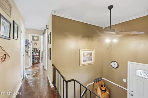 Entry Way - 638 Marie St, Talbott, TN 37877 photo 3 of 4