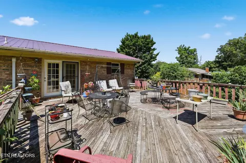 Exterior - 638 Marie St, Talbott, TN 37877 photo 7 of 11