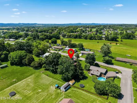 View/Area - 638 Marie St, Talbott, TN 37877 photo 2 of 4