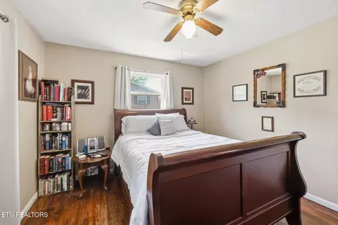 Bedroom - 638 Marie St, Talbott, TN 37877 photo 2 of 6