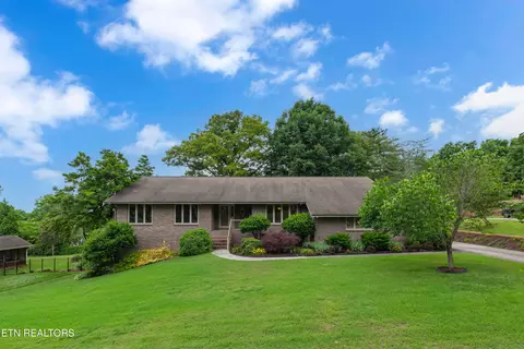 1717 Dawn Redwood Tr, Knoxville, TN 37922