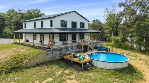 132 Hiwassee Dr, Decatur, TN 37322
