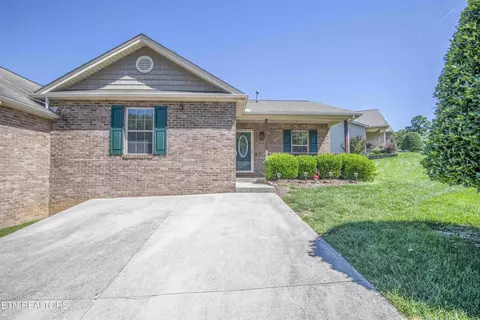 8109 Pepperdine Way, Knoxville, TN 37923