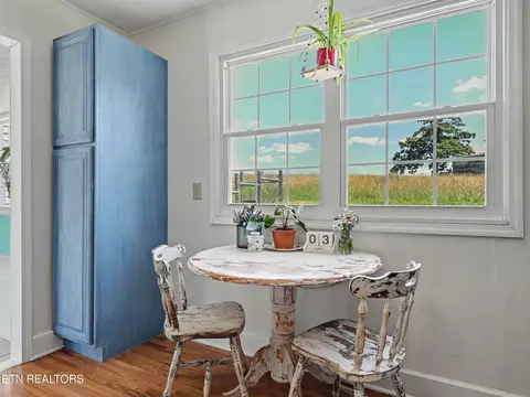 Dining - 848 Lakeshore Rd, Talbott, TN 37877 photo 1 of 3