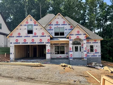9938 Rio Bravo Ln, Knoxville, TN 37922