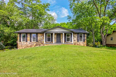 1252 Lovell View Dr, Knoxville, TN 37932