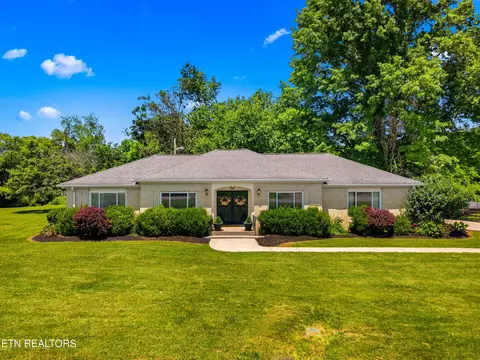 119 Parks Cir, Harrogate, TN 37752
