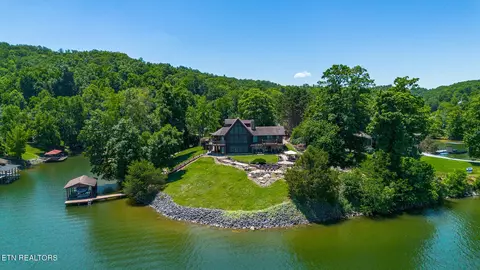 114 Chickasaw Pt, Ten Mile, TN 37880