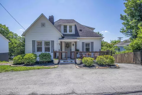 1718 Spring St, Powell, TN 37849
