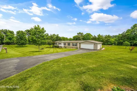 5700 Hyatt Rd, Knoxville, TN 37918