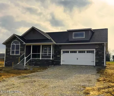 815 Colby Cir, Crossville, TN 38571