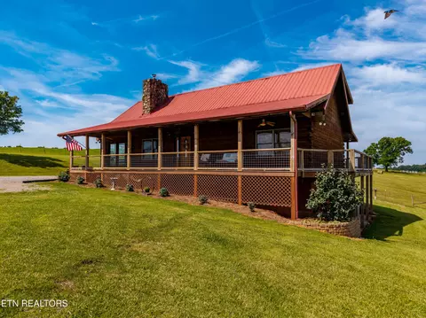 3995 W Meadow Rd, Greenback, TN 37742