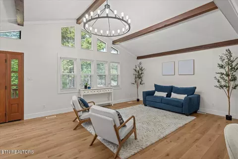 Living - 8528 Heiskell Rd, Powell, TN 37849 photo 1 of 4