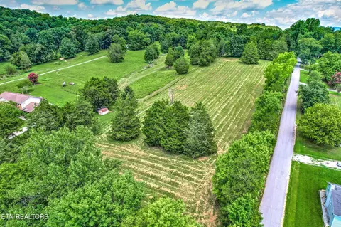 View/Area - 8050 Lett Rd, Corryton, TN 37721 photo 6 of 10