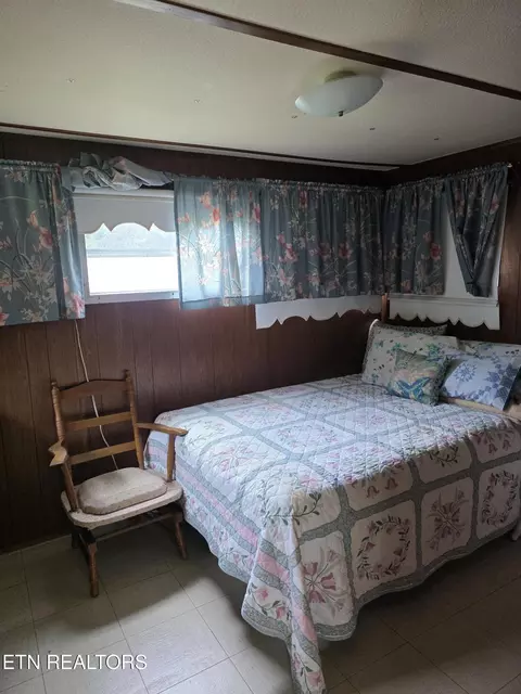 Bedroom - 8050 Lett Rd, Corryton, TN 37721 photo 1 of 2