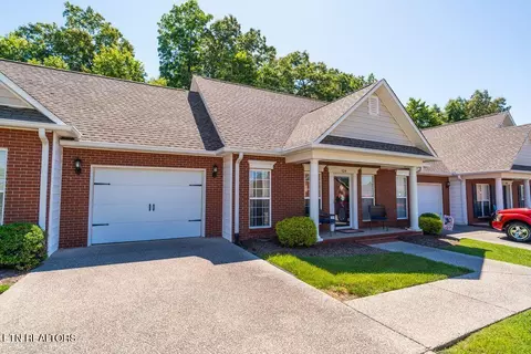 124 Saint James Pl, Cookeville, TN 38501