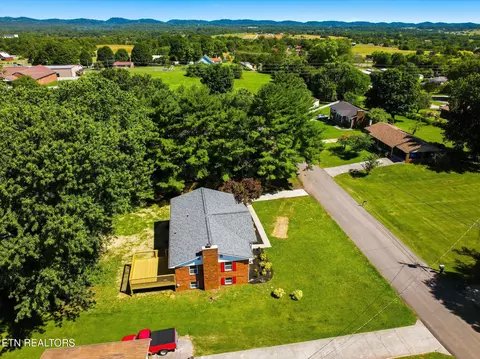 View/Area - 428 Phyllis Cir, Talbott, TN 37877 photo 4 of 8