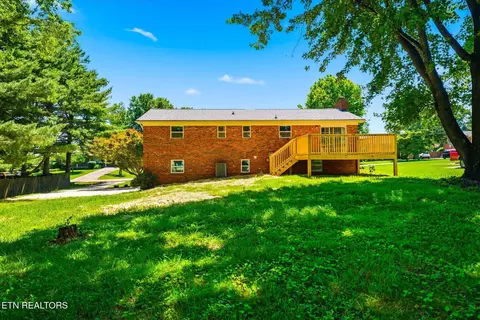 Exterior - 428 Phyllis Cir, Talbott, TN 37877 photo 6 of 7