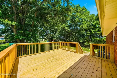 Exterior - 428 Phyllis Cir, Talbott, TN 37877 photo 3 of 7