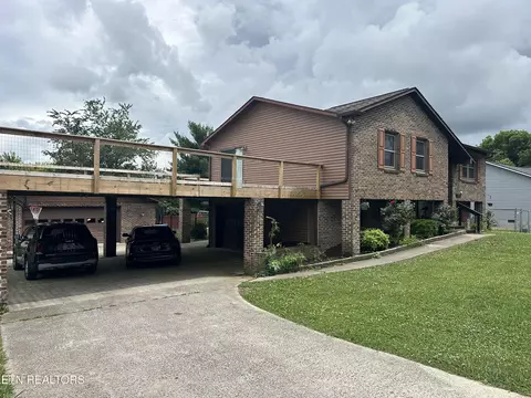 528 Merritt Rd, Maryville, TN 37804