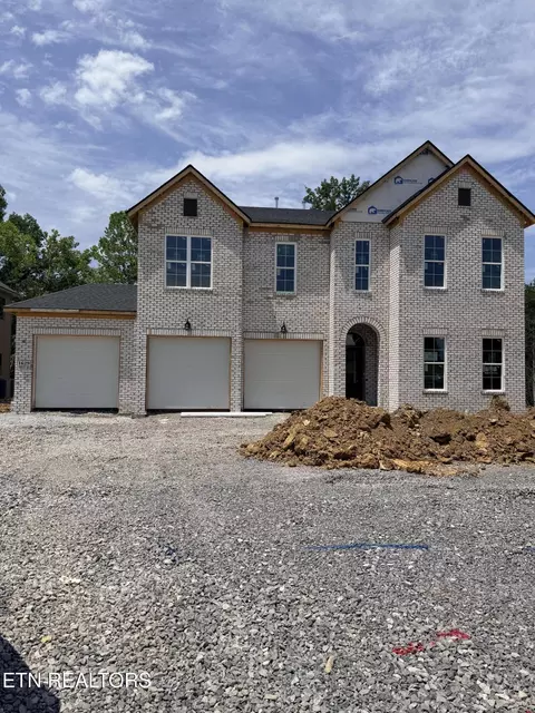 1629 Harvey Rd, Lenoir City, TN 37772