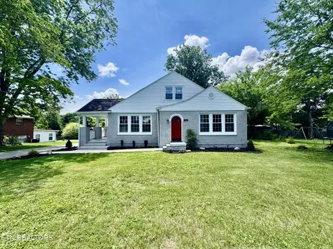 1916 Fair Dr, Knoxville, TN 37918