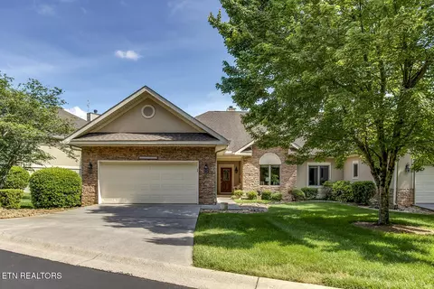 231 Tanasi Lagoon Dr, Loudon, TN 37774